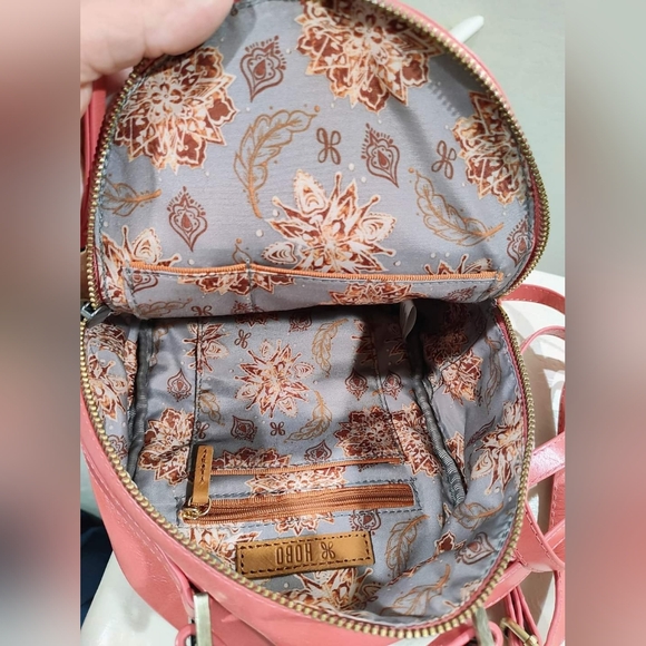 Hobo mini convertible backpack - Picture 3 of 6